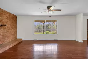 820 N 350 E, Valparaiso, IN 46383 - Photo 14