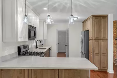 820 N 350 E, Valparaiso, IN 46383 - Photo 8