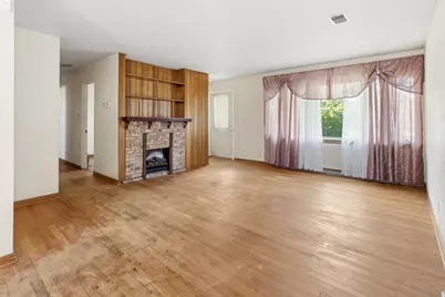 4060 E 13th Avenue, Gary, IN 46403 - Photo 2