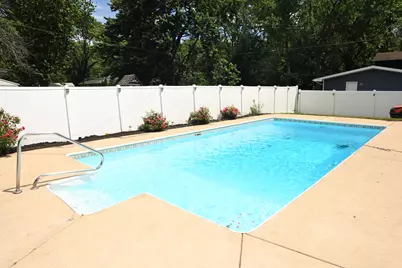 2113 W Porter Avenue, Chesterton, IN 46304 - Photo 18