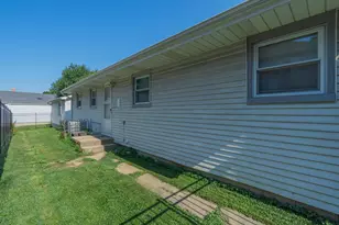 1108 Oak St, Valparaiso, IN 46383 - Photo 16