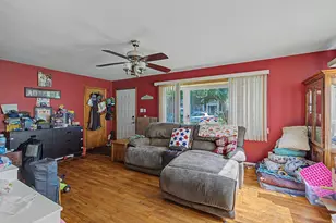 1108 Oak St, Valparaiso, IN 46383 - Photo 4