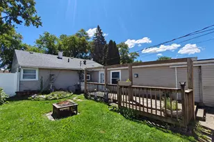 140 N Guyer St, Hobart, IN 46342 - Photo 26