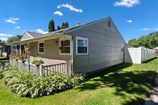 140 N Guyer St, Hobart, IN 46342 - Photo 2