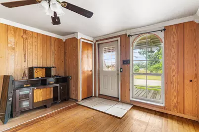 105 E Arlington Avenue, North Judson, IN 46366 - Photo 2