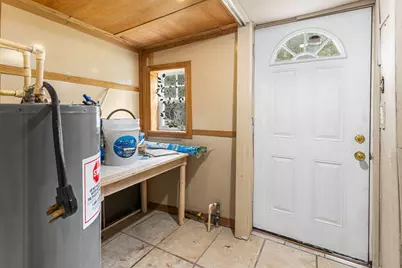 105 E Arlington Avenue, North Judson, IN 46366 - Photo 12