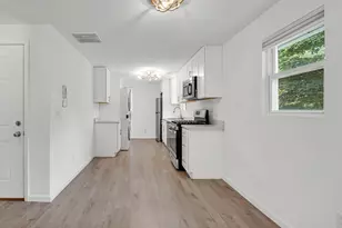 353 Morgan Blvd, Valparaiso, IN 46383 - Photo 6