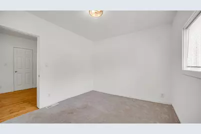 555 Locust Street #1, Valparaiso, IN 46383 - Photo 10