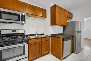 555 Locust St, Valparaiso, IN 46383 - Photo 6