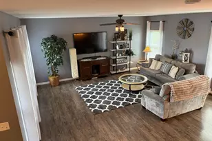 2155 W 129th Ave, Crown Point, IN 46307 - Photo 4