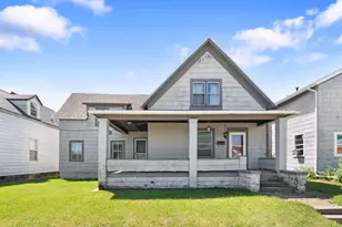 116 W Barker Ave, Michigan City, IN 46360 - Photo 2