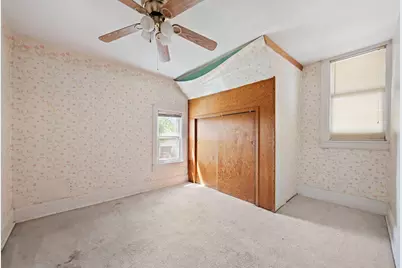 116 W Barker Avenue, Michigan City, IN 46360 - Photo 14