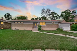 5309 Pierce St, Merrillville, IN 46410 - Photo 1