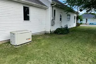 205 E Day St, Royal Center, IN 46978 - Photo 6