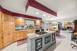 2606 Club Ct, Valparaiso, IN 46383 - Photo 6