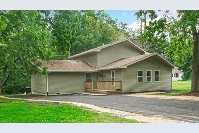 1014 E 63rd Place, Merrillville, IN 46410 - Photo 1
