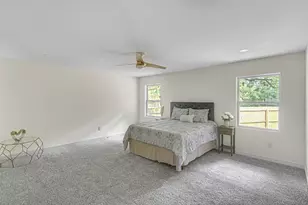 1014 E 63rd Pl, Merrillville, IN 46410 - Photo 12