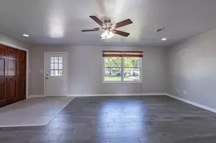 722 Capitol Rd, Valparaiso, IN 46385 - Photo 8
