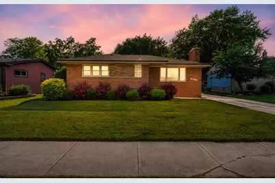8040 Jefferson Avenue, Munster, IN 46321 - Photo 2