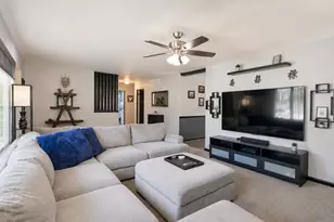 8040 Jefferson Ave, Munster, IN 46321 - Photo 20