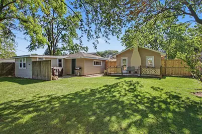 8016 Gordon Place, Highland, IN 46322 - Photo 22