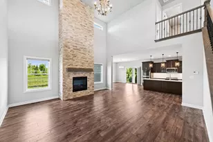 3202 Forestside Ln, Valparaiso, IN 46385 - Photo 6