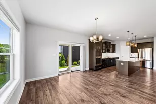 3202 Forestside Ln, Valparaiso, IN 46385 - Photo 14
