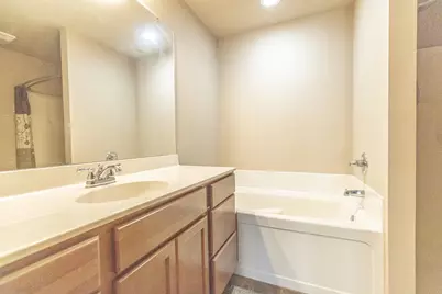 1370 Danvers Parkway, Valparaiso, IN 46385 - Photo 34