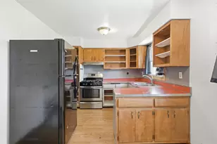 2725 Wells St, Lake Station, IN 46405 - Photo 12
