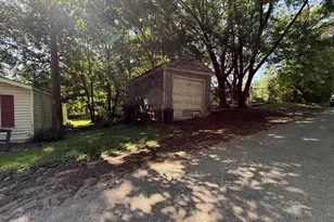 7674 N South Bend, New Carlisle, IN 46552 - Photo 2