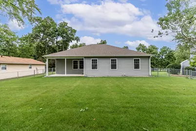 2352 Four Seasons Parkway, Crown Point, IN 46307 - Photo 48