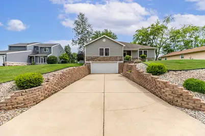 2352 Four Seasons Parkway, Crown Point, IN 46307 - Photo 2