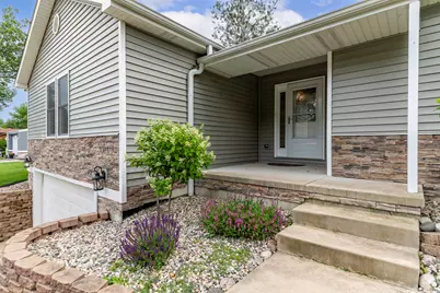 2352 Four Seasons Parkway, Crown Point, IN 46307 - Photo 6
