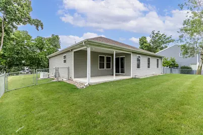 2352 Four Seasons Parkway, Crown Point, IN 46307 - Photo 46