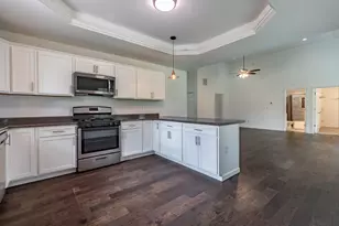 2352 Four Seasons Pkwy, Crown Point, IN 46307 - Photo 16