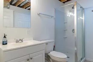 2352 Four Seasons Pkwy, Crown Point, IN 46307 - Photo 38