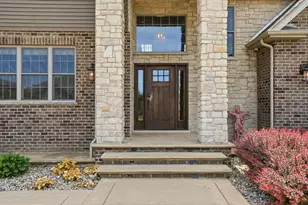 863 Sylvia Ln, Crown Point, IN 46307 - Photo 4