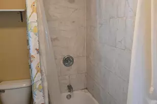 437 Jackson St, Gary, IN 46402 - Photo 16
