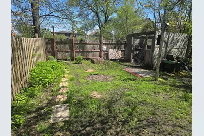 437 Jackson Street, Gary, IN 46402 - Photo 28