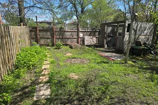 437 Jackson St, Gary, IN 46402 - Photo 28