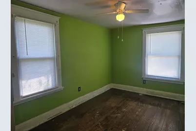 437 Jackson Street, Gary, IN 46402 - Photo 18