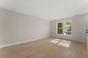 1011 Windsor Ln, Dyer, IN 46311 - Photo 14