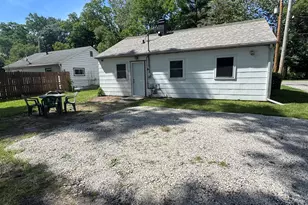 1305 Springland Ave, Michigan City, IN 46360 - Photo 16