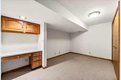 2499 Willowwood Avenue, Valparaiso, IN 46383 - Photo 24