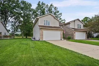 2215 Texas Street, Chesterton, IN 46304 - Photo 2