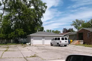 704 N Oakwood Dr, Griffith, IN 46319 - Photo 22