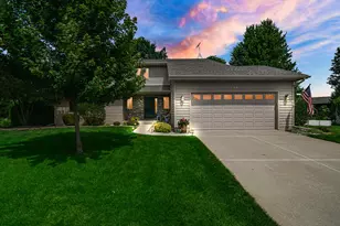 252 Bedford Cir, Valparaiso, IN 46383 - Photo 2
