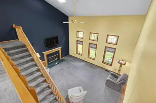 252 Bedford Cir, Valparaiso, IN 46383 - Photo 14