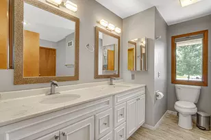 252 Bedford Cir, Valparaiso, IN 46383 - Photo 18