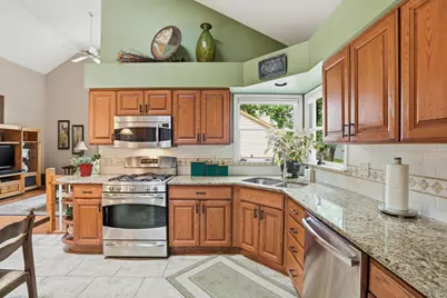 7621 Hamlin Street, Crown Point, IN 46307 - Photo 10